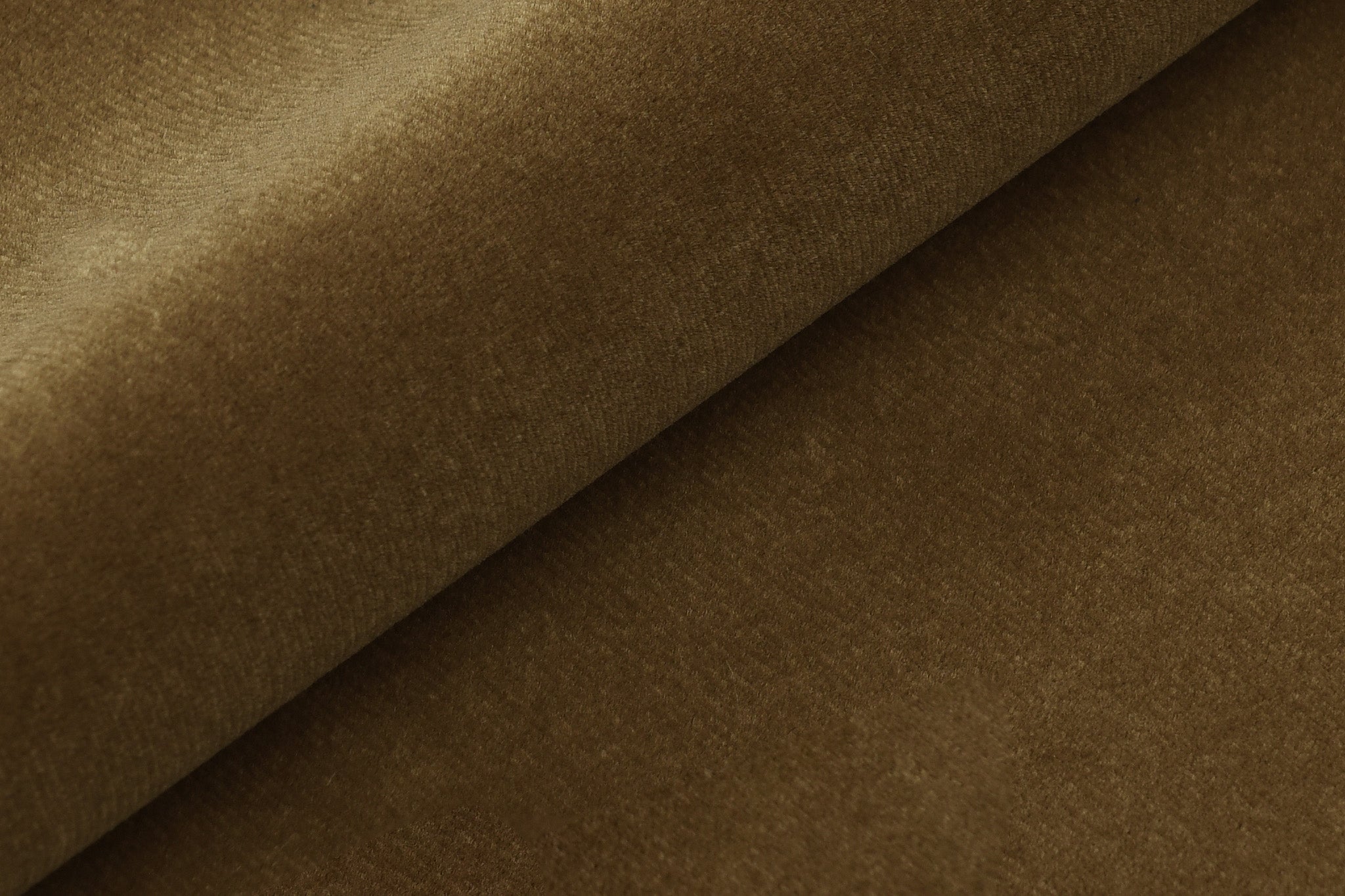 ecomposer-color-rust-brown-performance-velvet