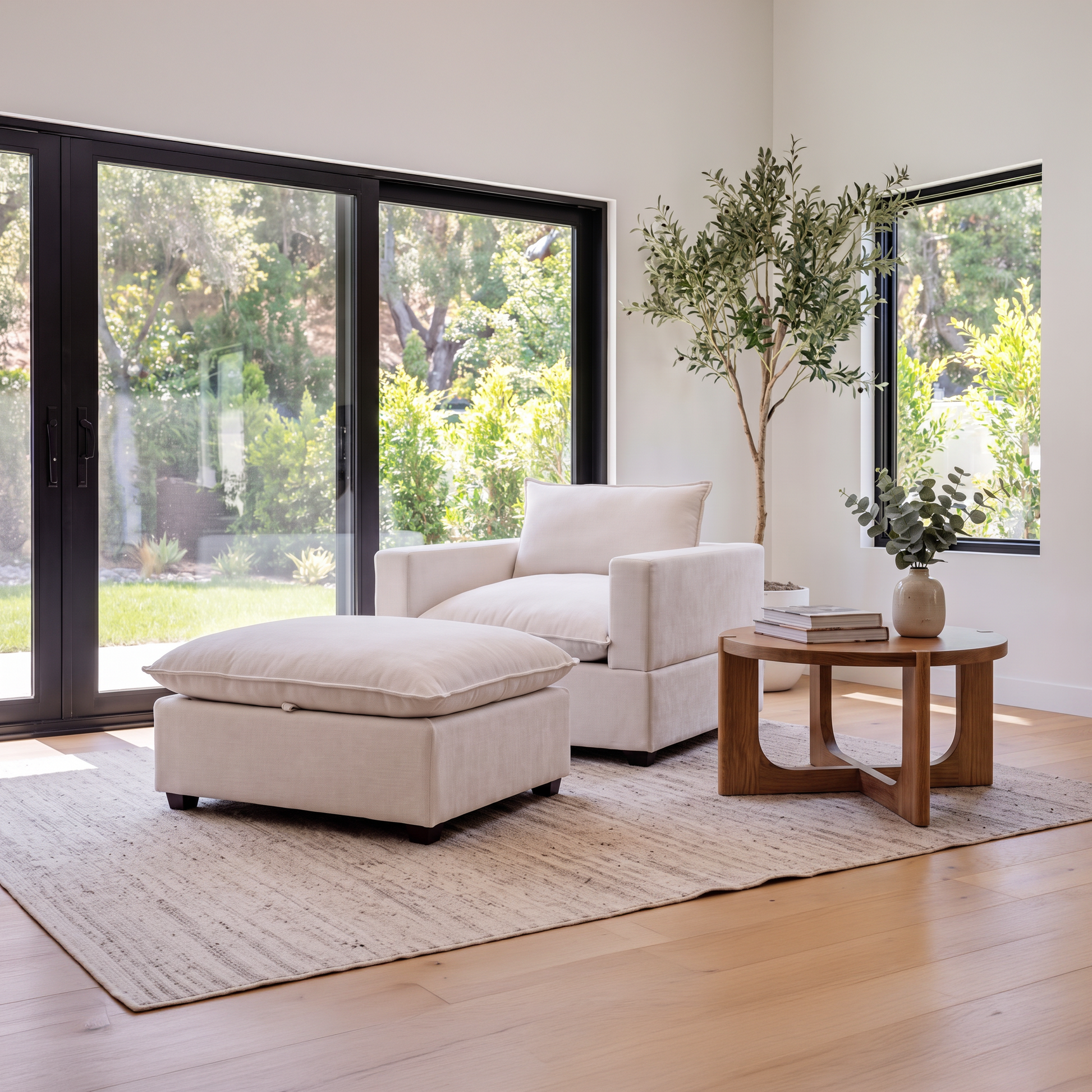 Luna Armchair