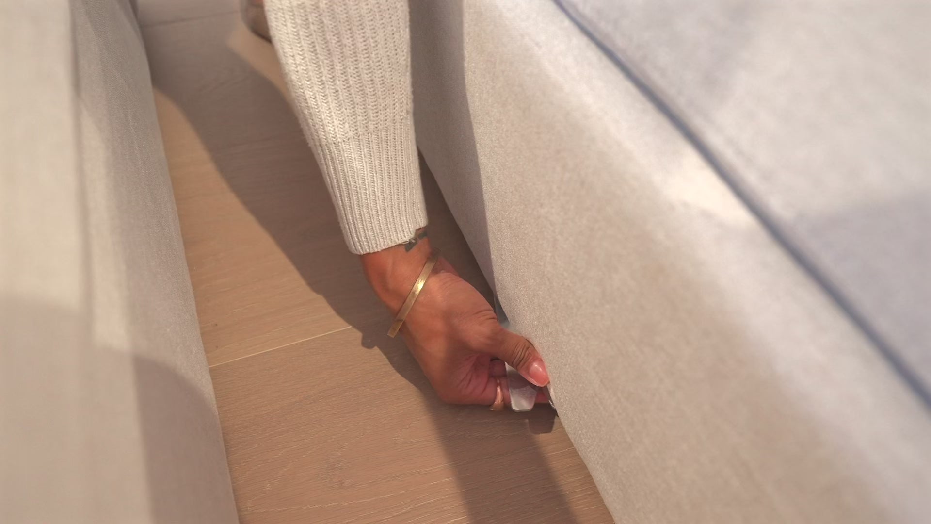 ecomposer-color-charcoal-chenille,ecomposer-color-cream-chenille,ecomposer-color-stone-grey-chenille,ecomposer-color-white-sand-performance-linen,ecomposer-color-dusty-green-performance-linen,ecomposer-color-mocha-brown-performance-linen